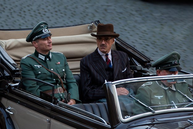 https://images.derstandard.at/t/M625/movies/2016/22583/160705223154016_8_zeit-fuer-legenden_aufm03.jpg https://images.derstandard.at/t/M625/movies/2016/22583/160705223154016_8_zeit-fuer-legenden_aufm03.jpg