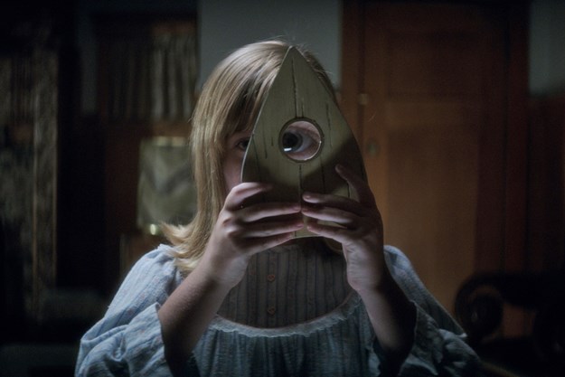 https://images.derstandard.at/t/M625/movies/2016/22784/161119223045121_7_ouija-ursprung-des-boesen_aufm02.jpg https://images.derstandard.at/t/M625/movies/2016/22784/161119223045121_7_ouija-ursprung-des-boesen_aufm02.jpg