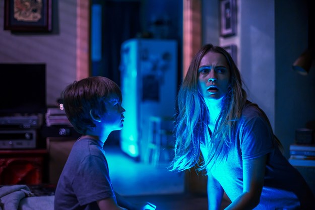 https://images.derstandard.at/t/M625/movies/2016/22796/160825223126676_8_lights-out_aufm02.jpg https://images.derstandard.at/t/M625/movies/2016/22796/160825223126676_8_lights-out_aufm02.jpg