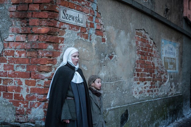 https://images.derstandard.at/t/M625/movies/2016/24931/170918223049974_10_agnus-dei-die-unschuldigen_aufm02.jpg https://images.derstandard.at/t/M625/movies/2016/24931/170918223049974_10_agnus-dei-die-unschuldigen_aufm02.jpg
