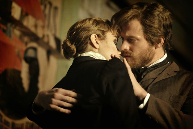 https://images.derstandard.at/t/M625/movies/2016/24948/171031223055278_8_the-limehouse-golem-das-monster-von-london_aufm04.jpg https://images.derstandard.at/t/M625/movies/2016/24948/171031223055278_8_the-limehouse-golem-das-monster-von-london_aufm04.jpg