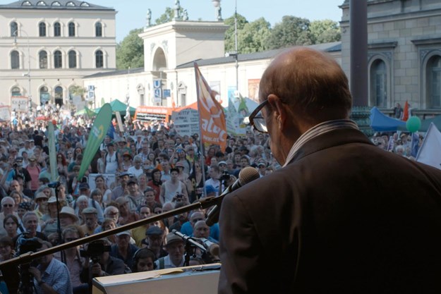 https://images.derstandard.at/t/M625/movies/2016/25327/170516223103806_14_jean-ziegler-der-optimismus-des-willens_aufm03.jpg https://images.derstandard.at/t/M625/movies/2016/25327/170516223103806_14_jean-ziegler-der-optimismus-des-willens_aufm03.jpg