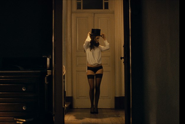 https://images.derstandard.at/t/M625/movies/2016/25928/170906223031989_7_porto_aufm04.jpg https://images.derstandard.at/t/M625/movies/2016/25928/170906223031989_7_porto_aufm04.jpg