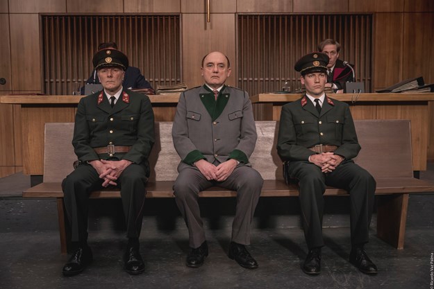 https://images.derstandard.at/t/M625/movies/2017/24478/180416223006333_7_murer-anatomie-eines-prozesses_aufm03.jpg https://images.derstandard.at/t/M625/movies/2017/24478/180416223006333_7_murer-anatomie-eines-prozesses_aufm03.jpg