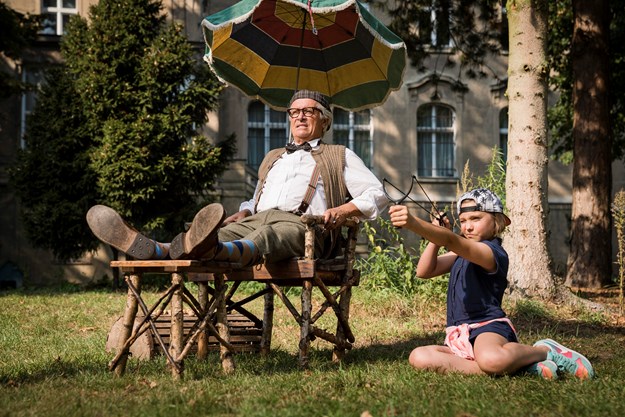 https://images.derstandard.at/t/M625/movies/2017/24748/171103223041714_9_hanni-und-nanni-mehr-als-beste-freunde_aufm03.jpg https://images.derstandard.at/t/M625/movies/2017/24748/171103223041714_9_hanni-und-nanni-mehr-als-beste-freunde_aufm03.jpg