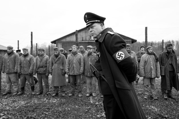 https://images.derstandard.at/t/M625/movies/2017/27428/180607223007529_15_der-hauptmann_aufm03.jpg https://images.derstandard.at/t/M625/movies/2017/27428/180607223007529_15_der-hauptmann_aufm03.jpg