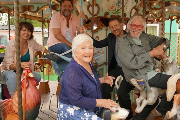 https://images.derstandard.at/t/M625/movies/2018/25752/180321223007427_8_die-sch-tis-in-paris-eine-familie-auf-abwegen_aufm02.jpg https://images.derstandard.at/t/M625/movies/2018/25752/180321223007427_8_die-sch-tis-in-paris-eine-familie-auf-abwegen_aufm02.jpg