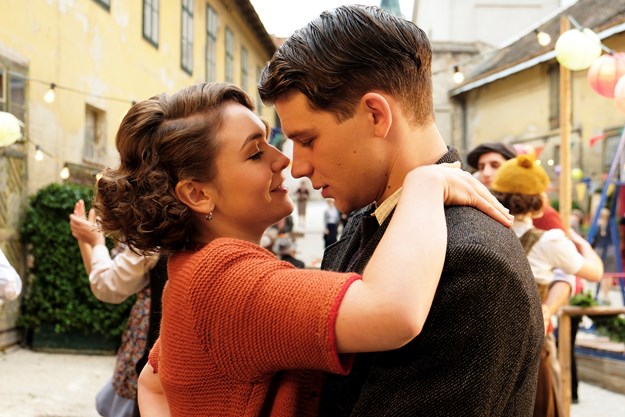 https://images.derstandard.at/t/M625/movies/2018/27103/181017223014029_11_der-trafikant_aufm03.jpg https://images.derstandard.at/t/M625/movies/2018/27103/181017223014029_11_der-trafikant_aufm03.jpg