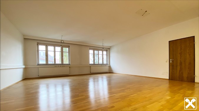 Büro 1