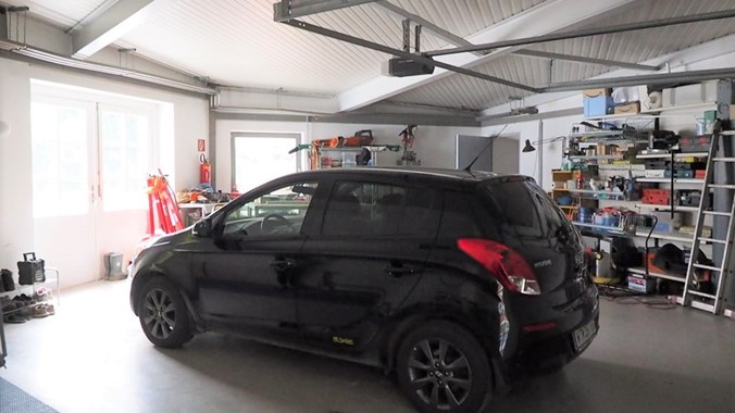 Doppelgarage_Werkzeug_mögliche Restaurantküche